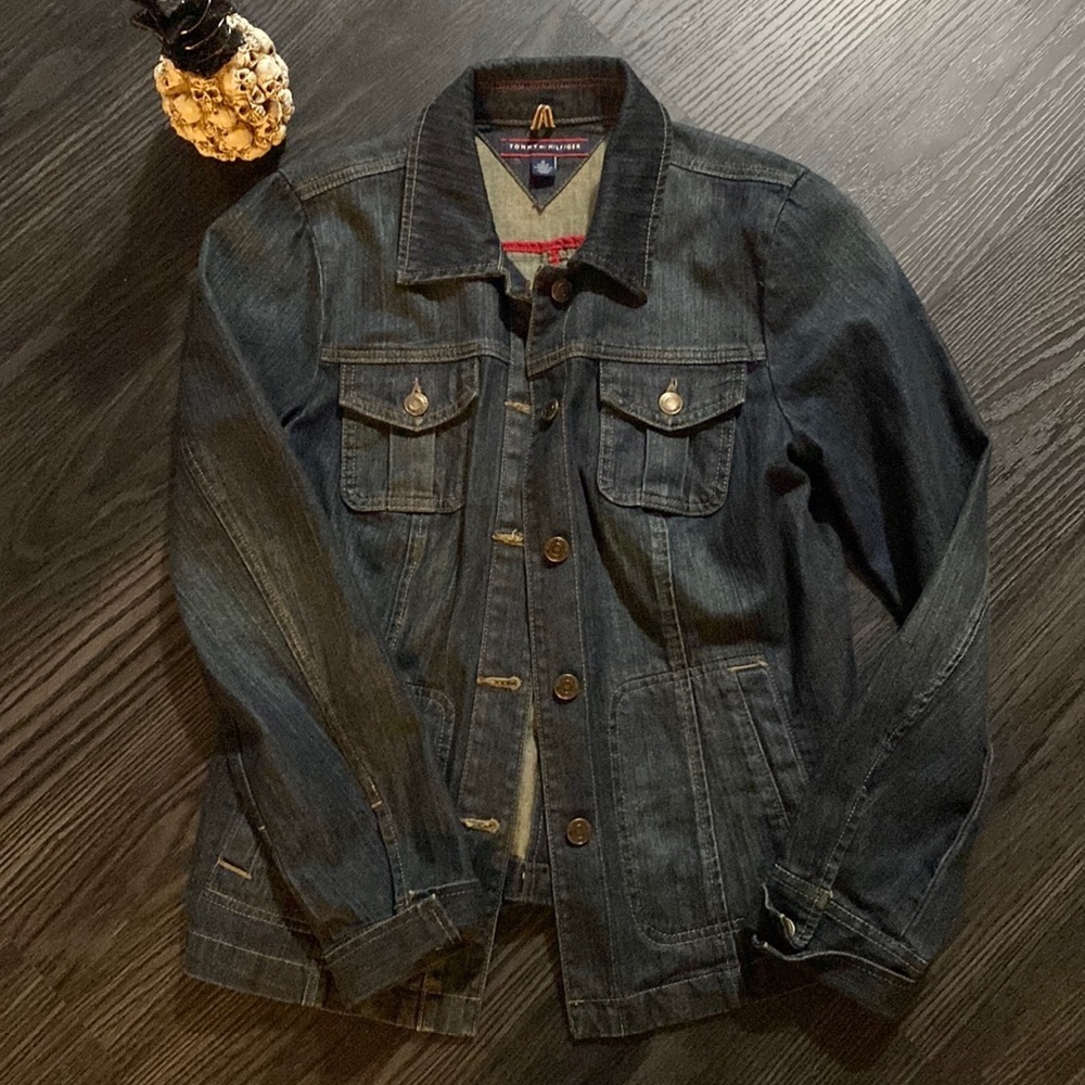 🍍Tommy Hilfiger 🍍JEAN JACKET🍍size medium 🍍